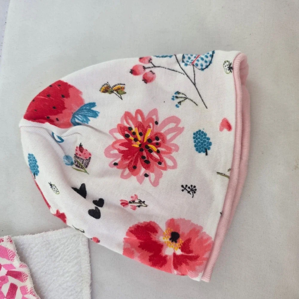 Copper‎ Pearl Baby Hat and Bib Set Floral Strawberry Print Cotton Blend